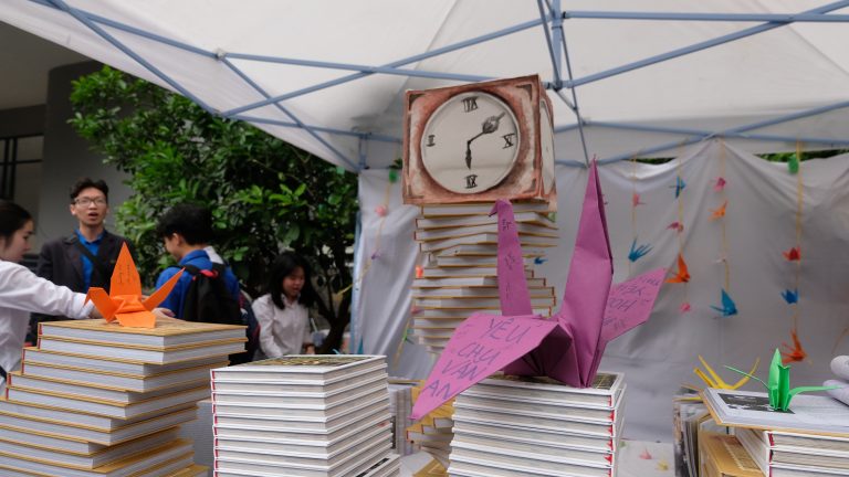 Cuộc thi xếp sách nghệ thuật nhân ngày sách Việt Nam 2019