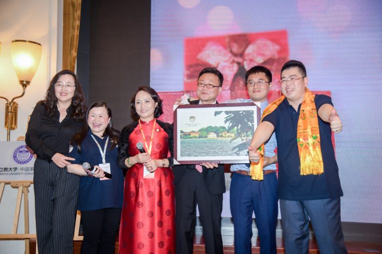 TẬP ĐOÀN GIÁO DỤC TOÀN CẦU GLOBAL EDUCATION SERVICE GES TỔ CHỨC HỘI THẢO GIÁO DỤC TRUNG QUỐC – NHẬT BẢN VÀ KỶ NIỆM 15 NĂM NGÀY THÀNH LẬP TẬP ĐOÀN TẠI THƯỢNG HẢI