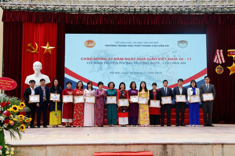 CHƯƠNG TRÌNH MÍT TINH CHÀO MỪNG 37 NĂM NGÀY NHÀ GIÁO VIỆT NAM 20-11 VÀ 111 NĂM TRUYỀN THỐNG TRƯỜNG BƯỞI – CHU VĂN AN