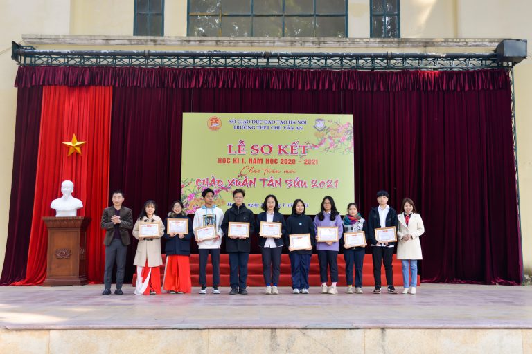 THPT CHU VĂN AN VUI MỪNG TỔ CHỨC LỄ SƠ KẾT HỌC KÌ I NĂM HỌC 2020 – 2021 VÀ CHƯƠNG TRÌNH “CHÀO TUẦN MỚI”